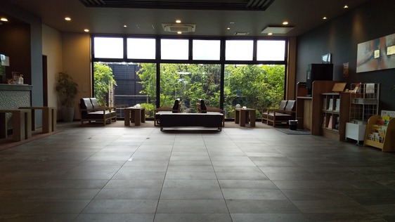 ロビー玄関から入ると、一番初めに見える場所です。