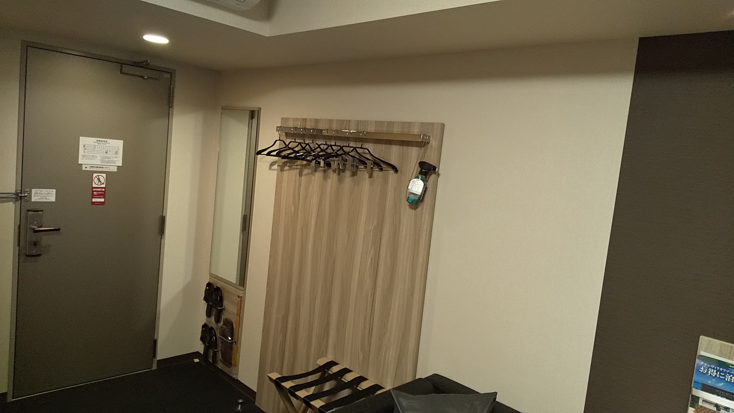 ツインルーム・ダブルルームドア付近