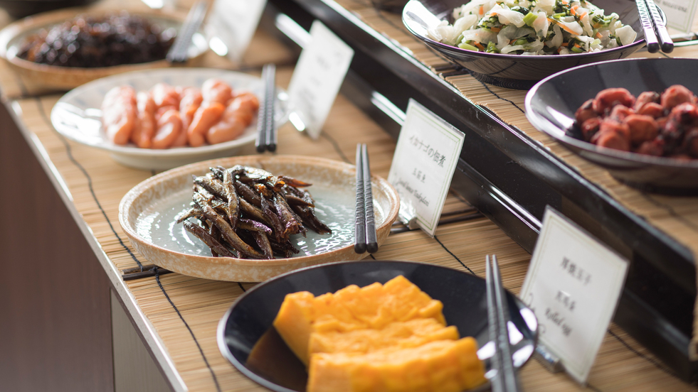 朝食バイキング