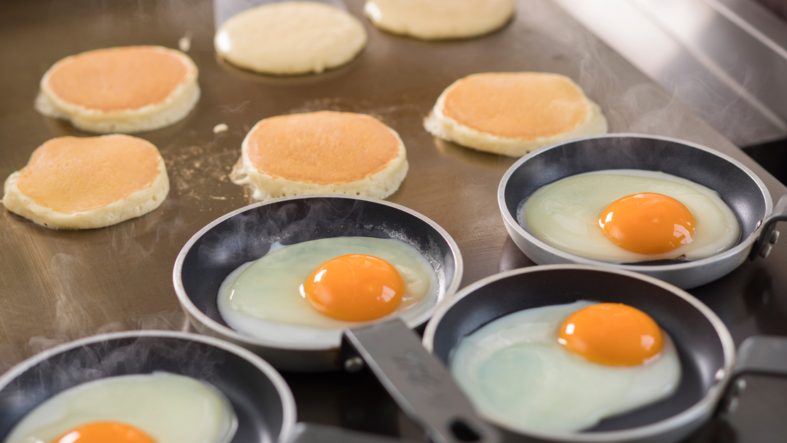 朝食バイキング