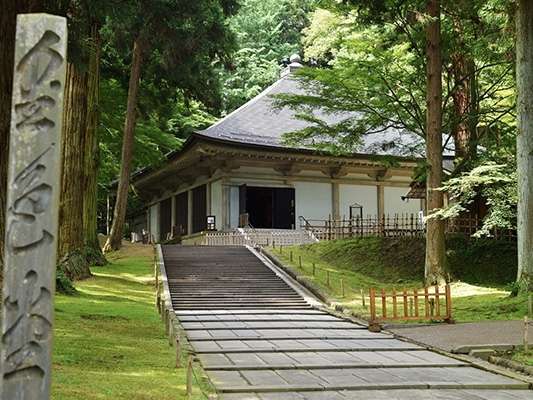 【周辺観光】《世界遺産平泉（中尊寺）》お車で約30分