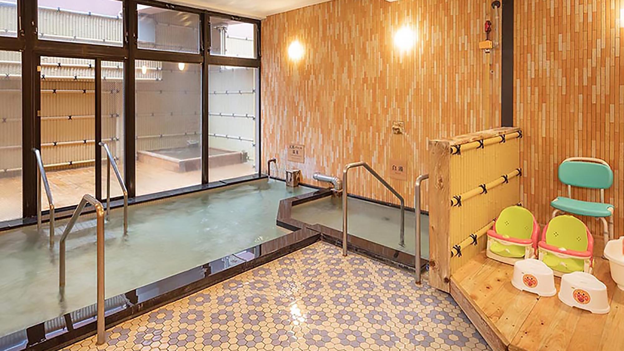【本館2階】男女入れ替えの小浴場になります。※内湯は温泉ではありません。