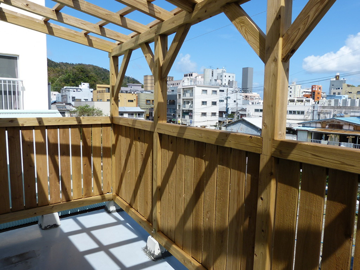 This photo about Shukuhaku Donkey House <Amami Oshima> shared on HyHotel.com