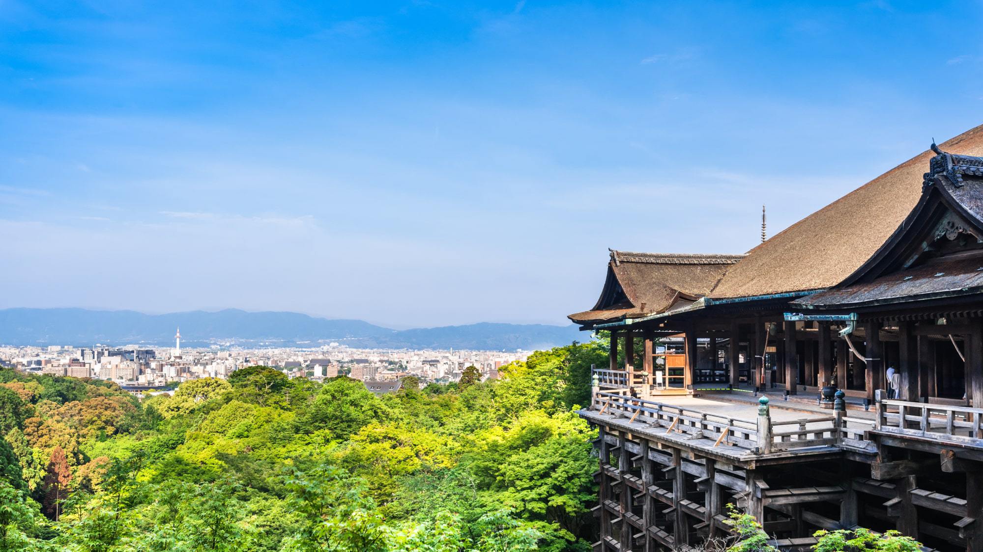 世界遺産【清水寺】「清水の舞台」のことわざで有名で、京都観光に欠かせないお寺です。