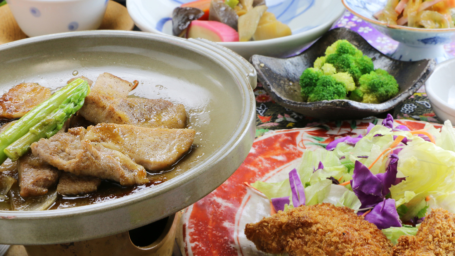 【ご夕食一例】ボリューム満点でビジネスマンも大満足！もちろん味も好評ですよ