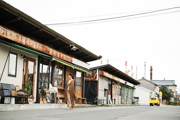 沼垂テラスでのんびりお買い物