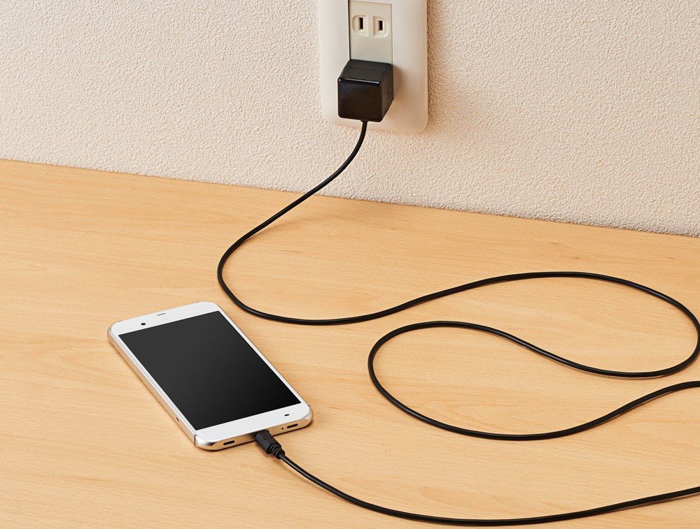 スマホの充電ケーブルを忘れてもOK。