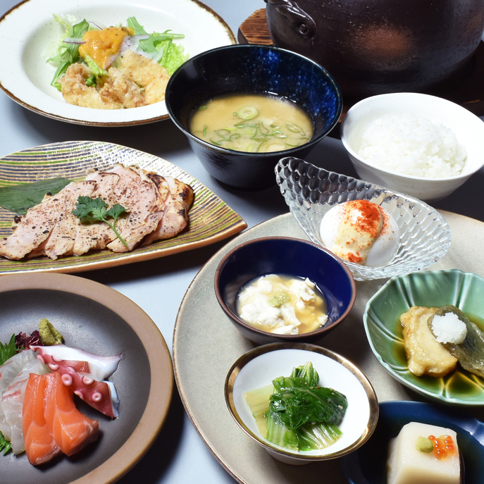 【350年の歴史ある酒蔵「玉乃光」のこだわりを堪能】「純米酒粕　玉乃光」ディナー付き（夕食付き）