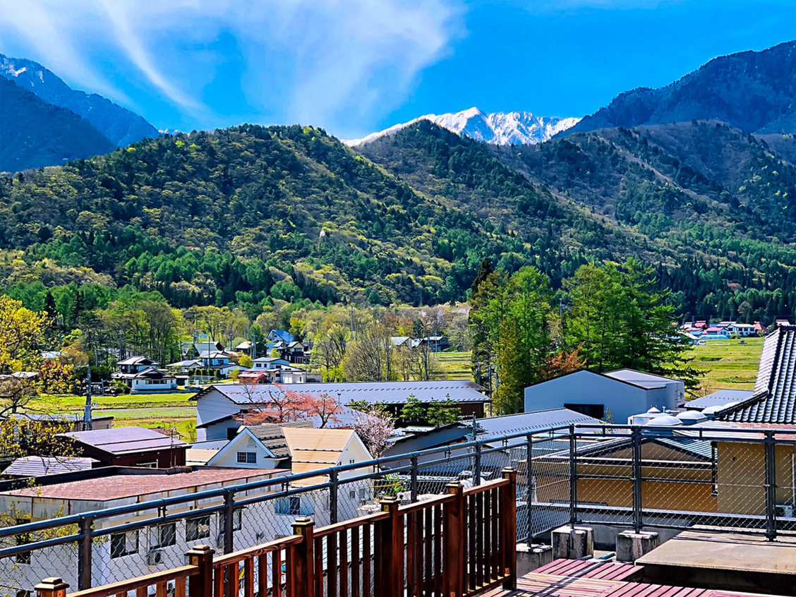 ・【5Fテラス】美しい北アルプスの景色が眺めます
