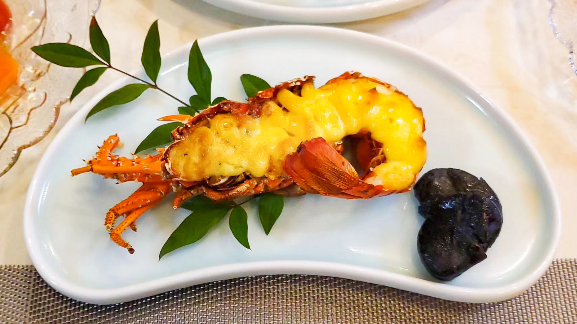 ・【夕食一例】お口の中でプリっとはじける伊勢海老