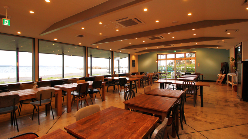 #SHICHI NO CAFE&PIZZA_優雅なリゾート気分が味わえるお洒落な雰囲気のカフェ