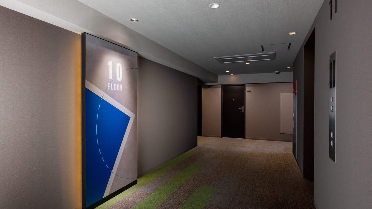 エレベーターホール偶数階