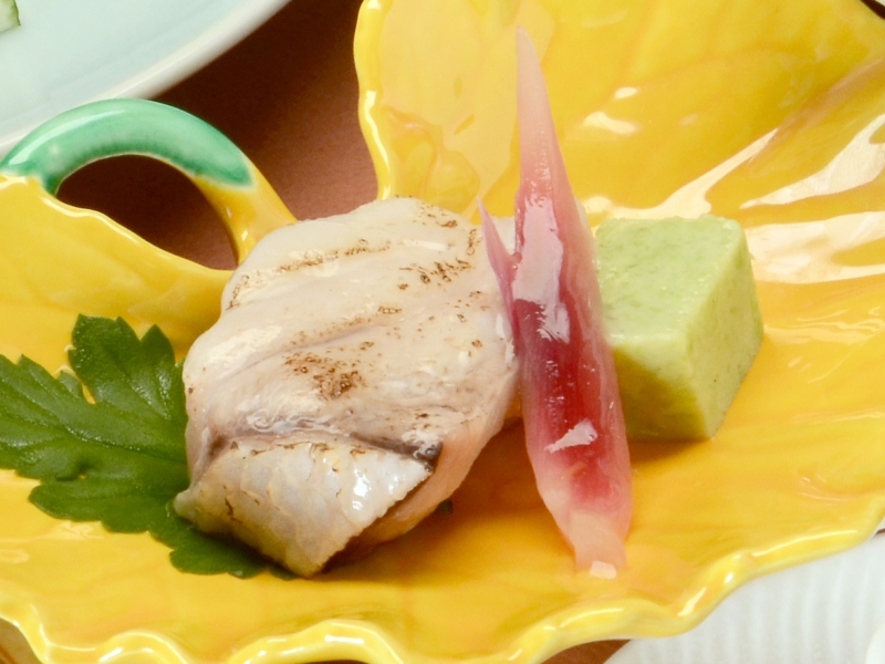 幻の高級魚“;天然クエ鍋”;コース【焼物】イメージ写真