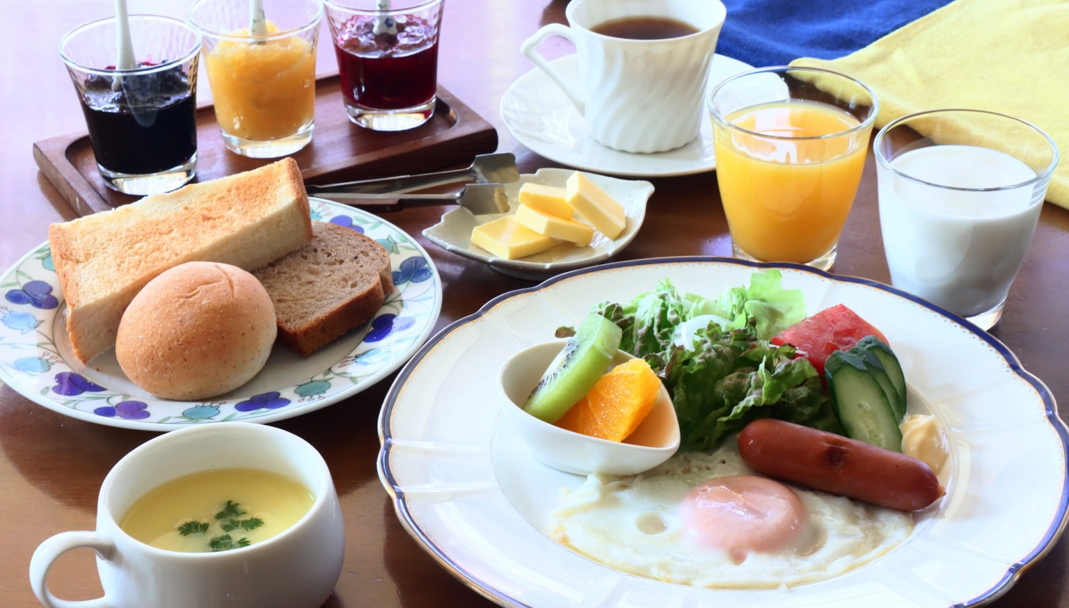 【朝食】全体の一例