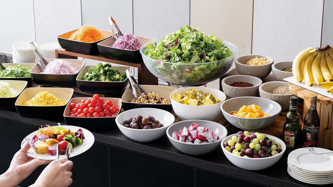 朝食ビュッフェサラダ・フルーツイメージ