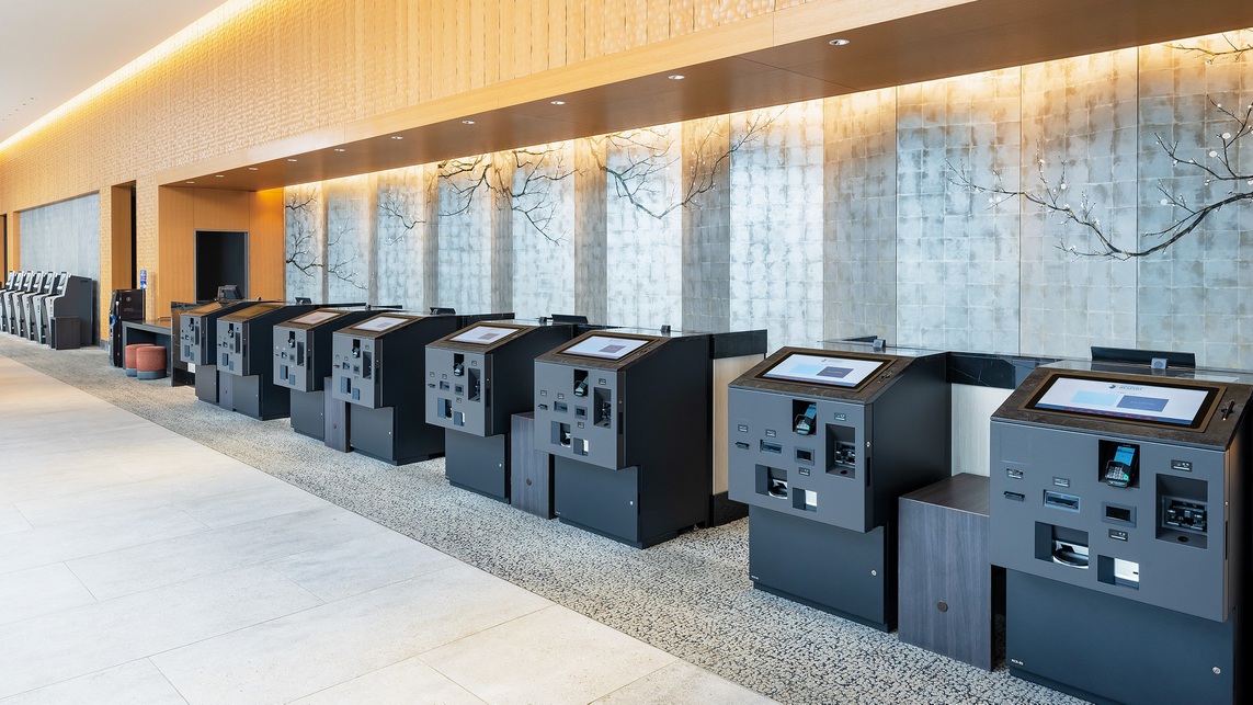 お困りの際は、フロントスタッフに遠慮なくお声掛けください