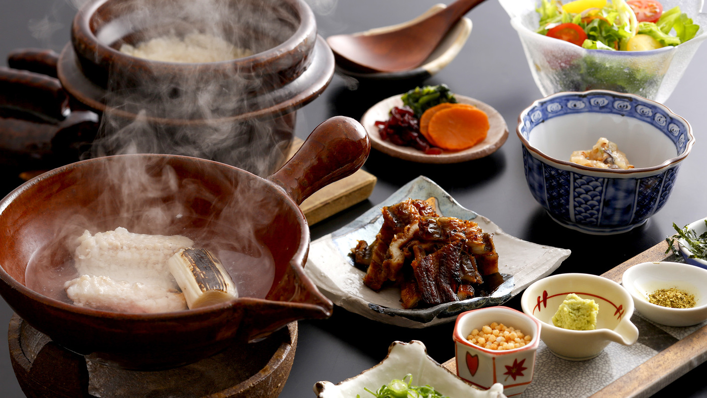 自慢のご昼食「穴子の釜めし」