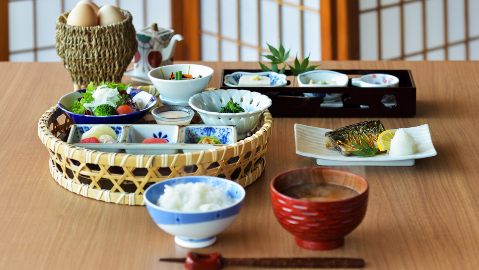 ご朝食 一例