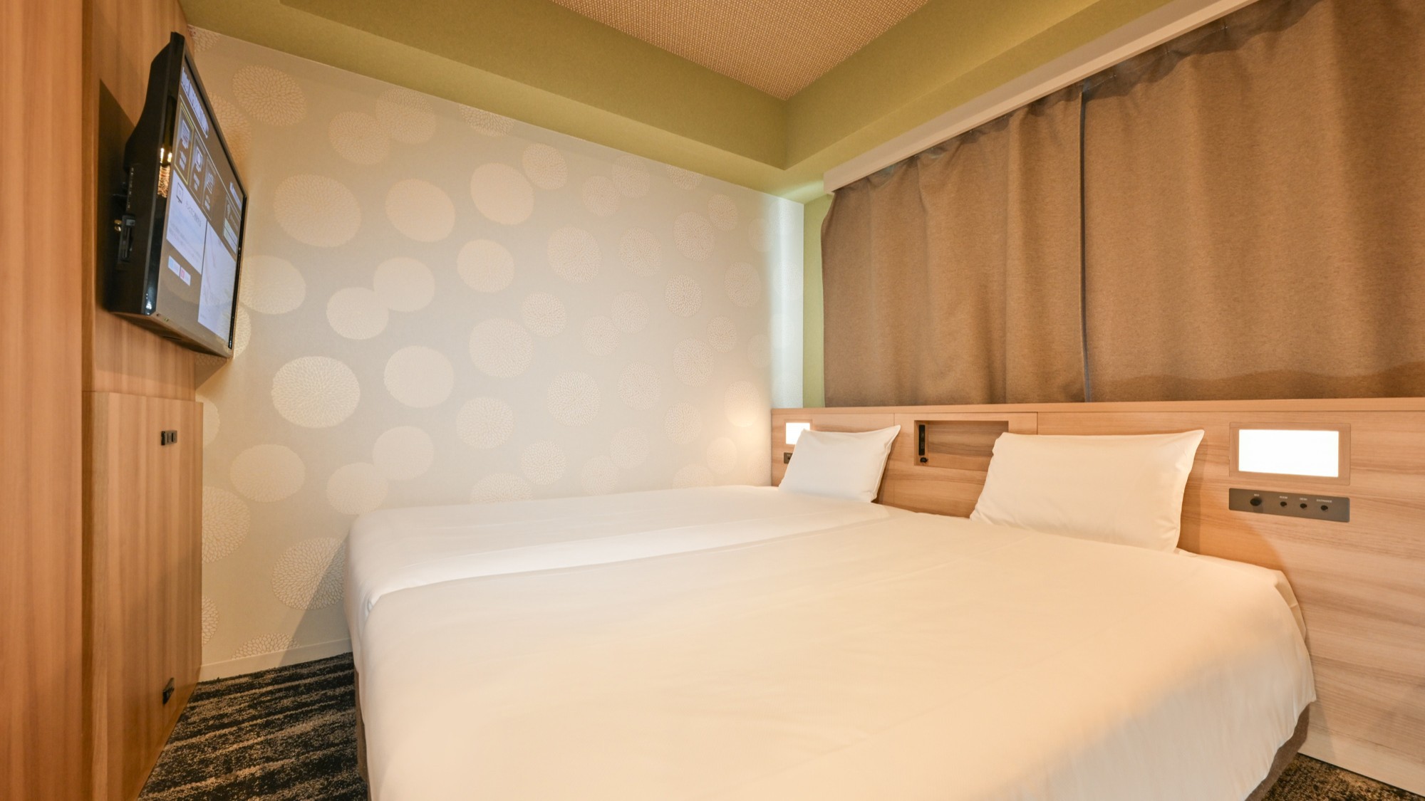 コーナーツインルーム-Station View-<禁煙NO-smoking> 17㎡