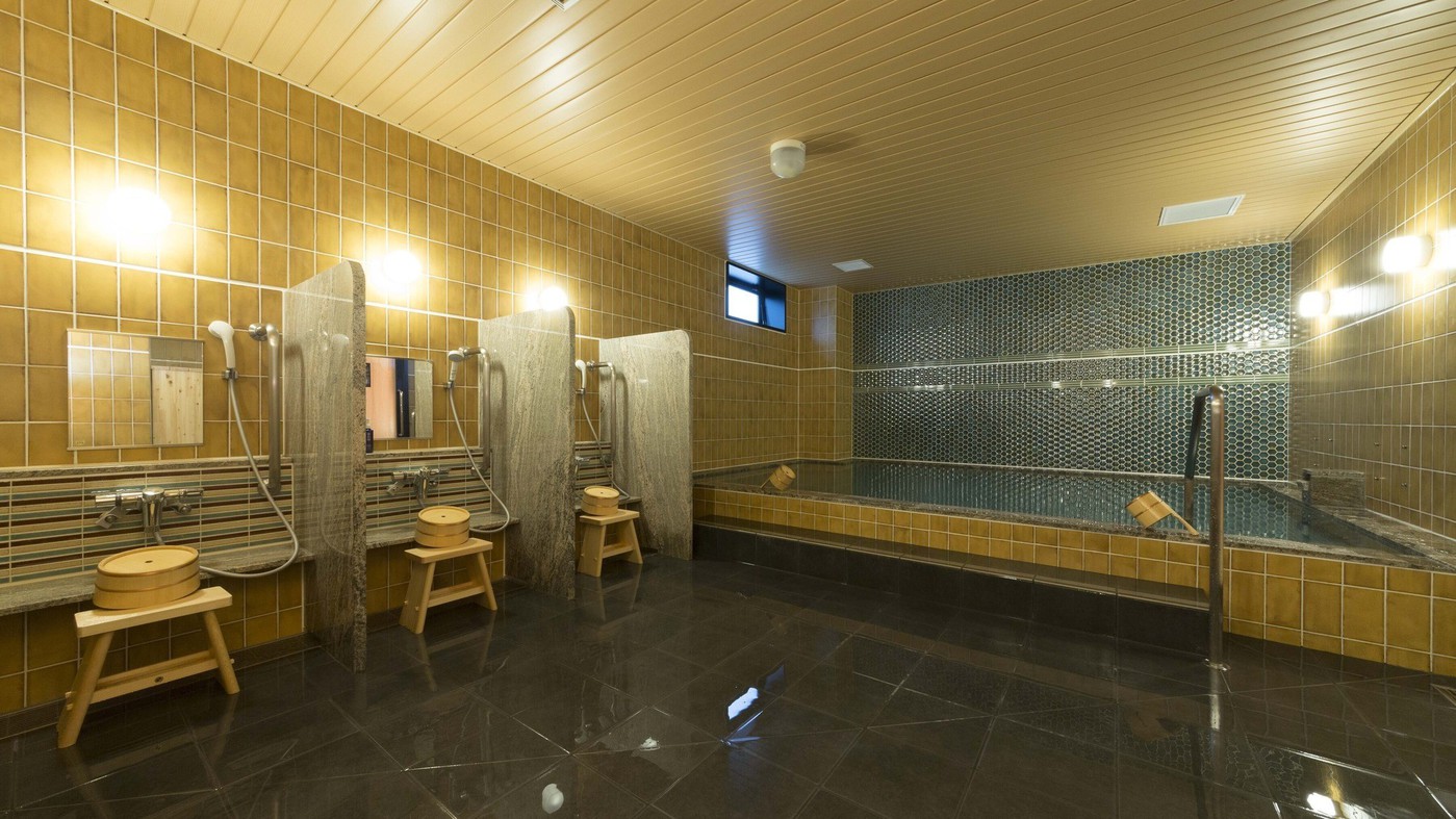 営業時間15:00〜26:00、5:00〜9:00