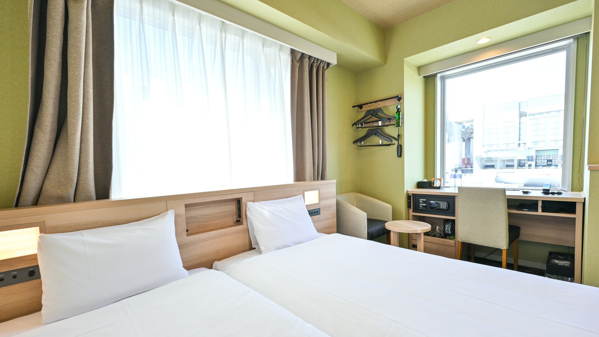 コーナーツインルーム-Station View-<禁煙NO-smoking> 17㎡