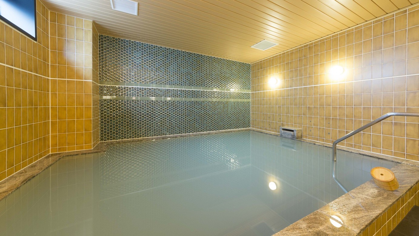 営業時間15:00〜26:00、5:00〜9:00