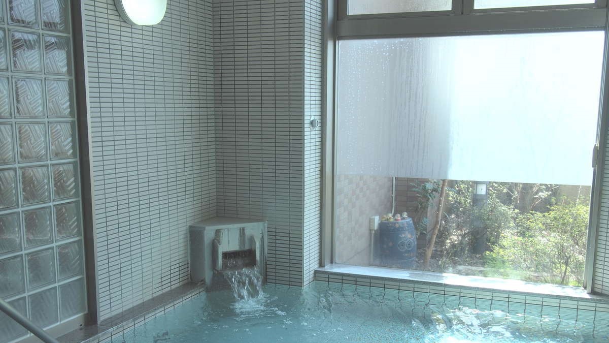 【人工温泉大浴場】