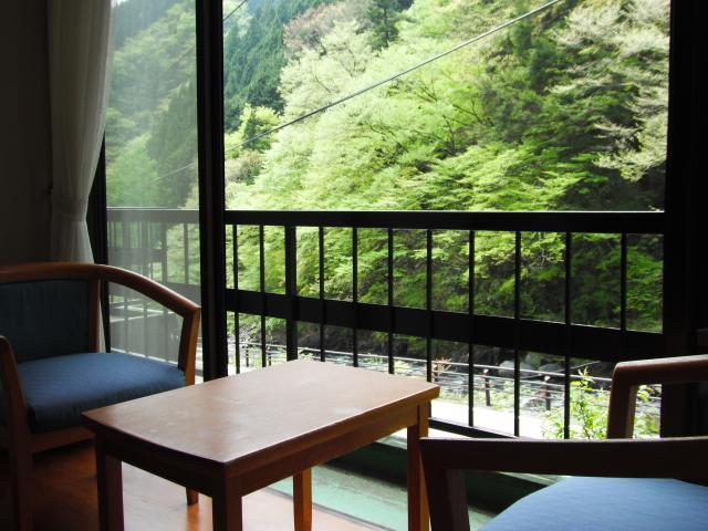 Umegashima Onsen Seiko Ryokan Ideally located in the Shizuoka area, Umegashima Onsen Seiko Ryokan promises a relaxing and wonderful visit. The property offers a high standard of service and amenities to suit the individual needs o