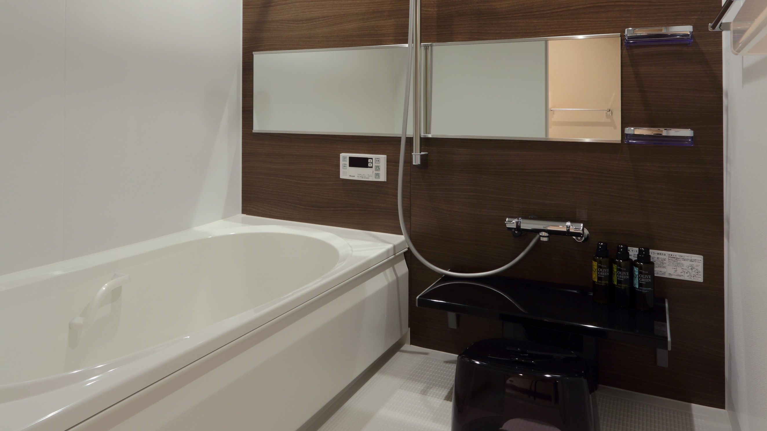 コーナーデラックスツイン：バスルーム