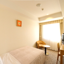 Sun Peach OKAYAMA Stop at Sun Peach OKAYAMA to discover the wonders of Okayama. The property has everything you need for a comfortable stay. All the necessary facilities, including facilities for disabled guests, laund