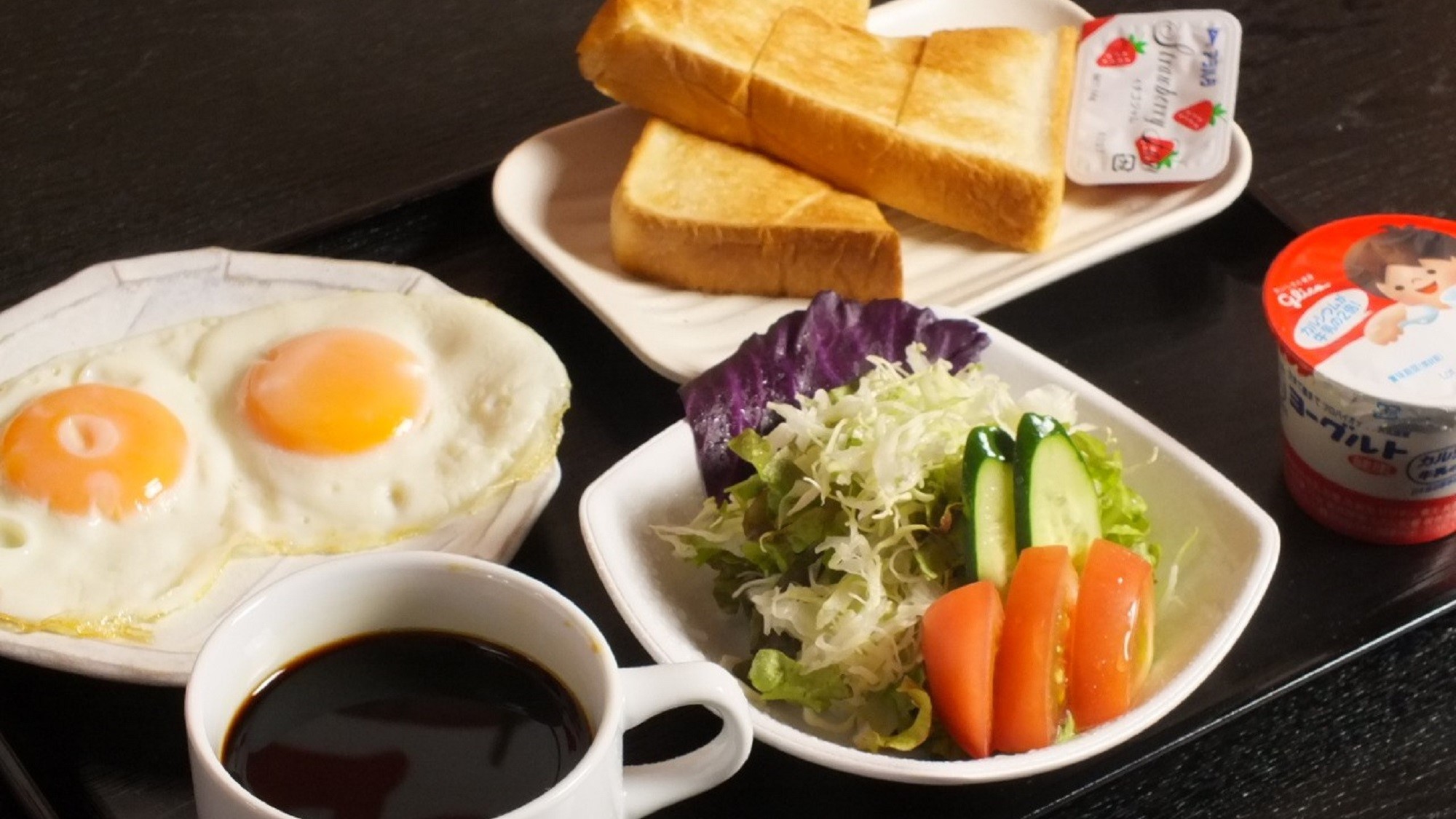洋定食（一例）まず和、洋定食から選んで頂き、さらにお茶漬けバイキングになります。