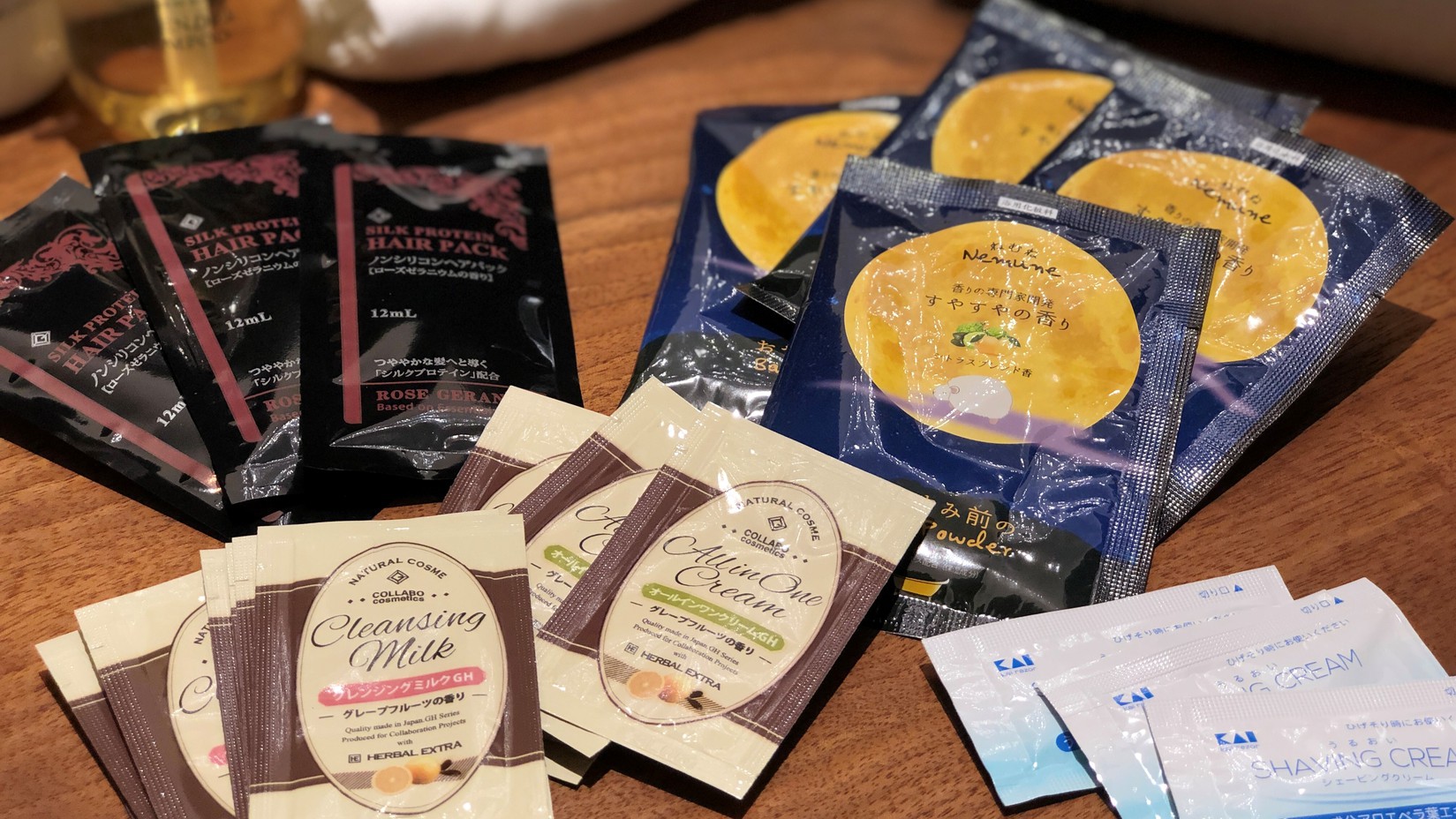 フロントにはあったらうれしいアメニティをご用意しております※写真はイメージです