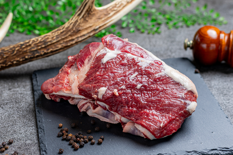 鹿肉料理もご用意してます