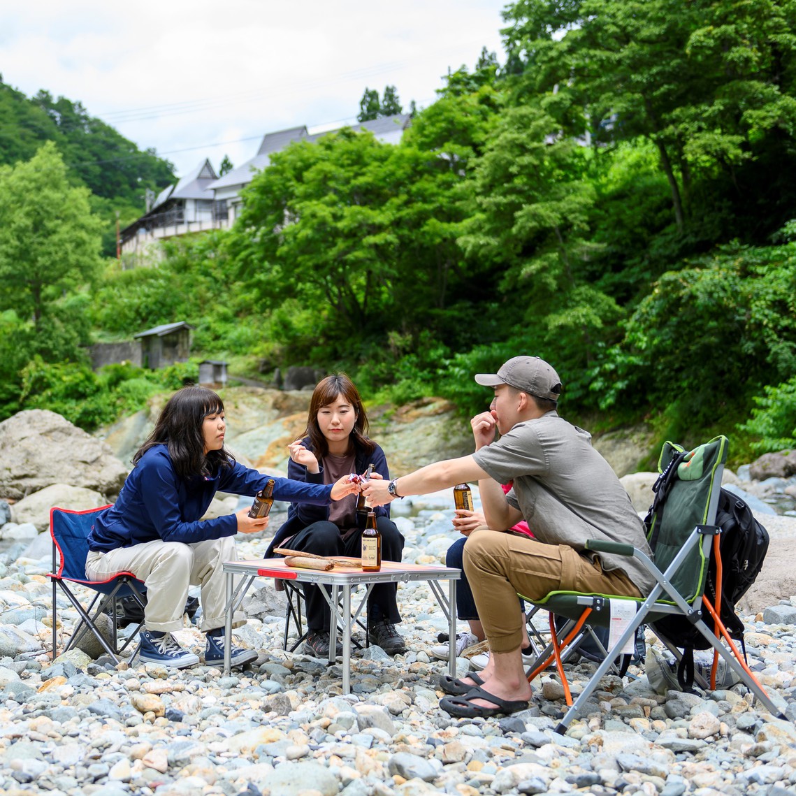 【アクティビティ】河原の露天風呂で乾杯