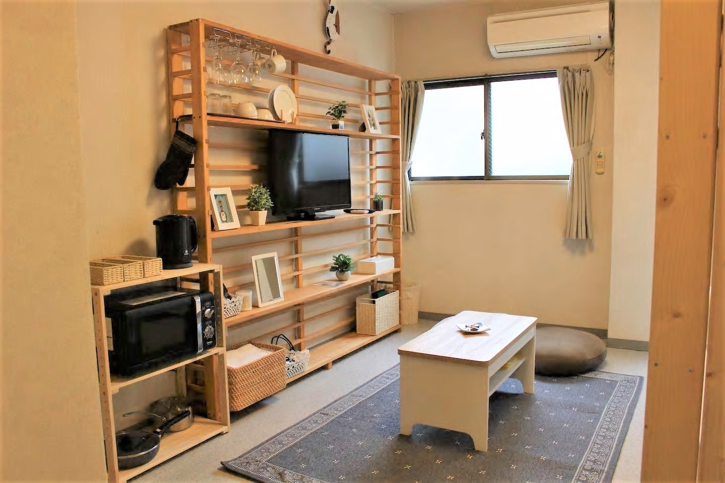 Aoyama Mansion in the Heart of Onomichi, Japan: Reviews on Aoyama Mansion