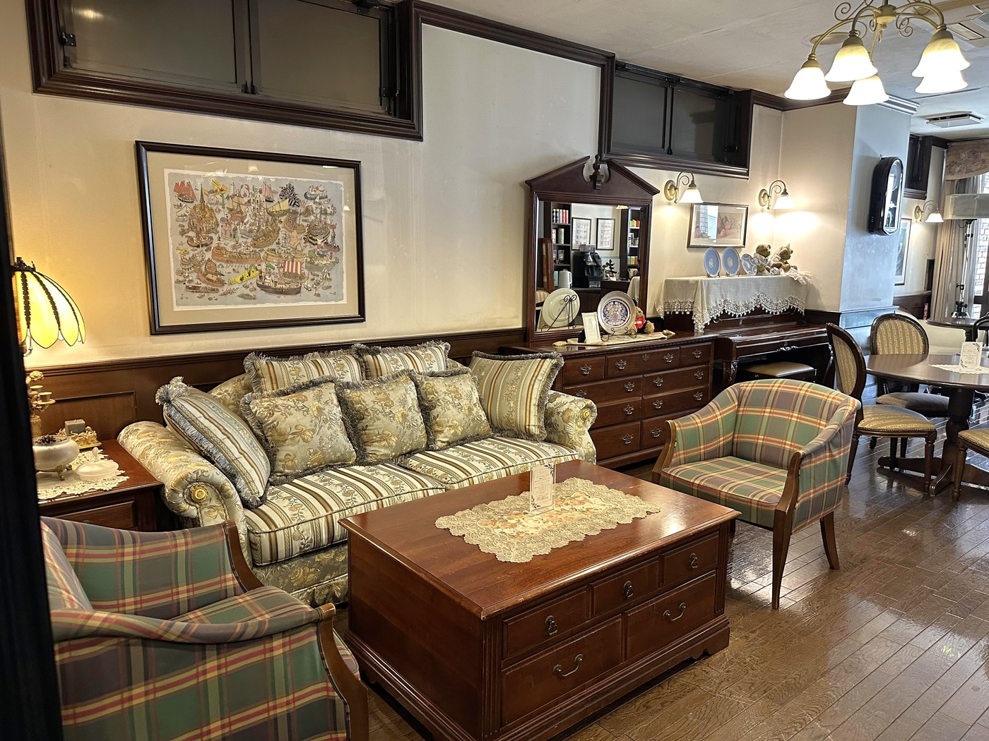 ホテルラウンジ