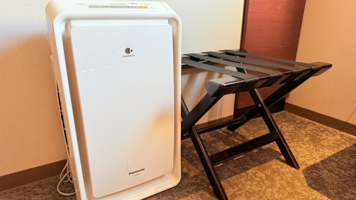 加湿付き空気清浄機／バゲージラック