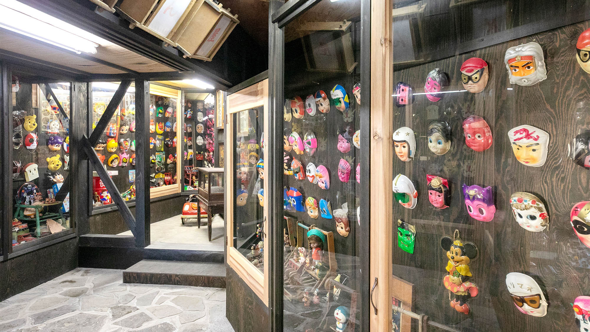 ・＜周辺＞懐かしい展示品は世代を問わず楽しめますよ