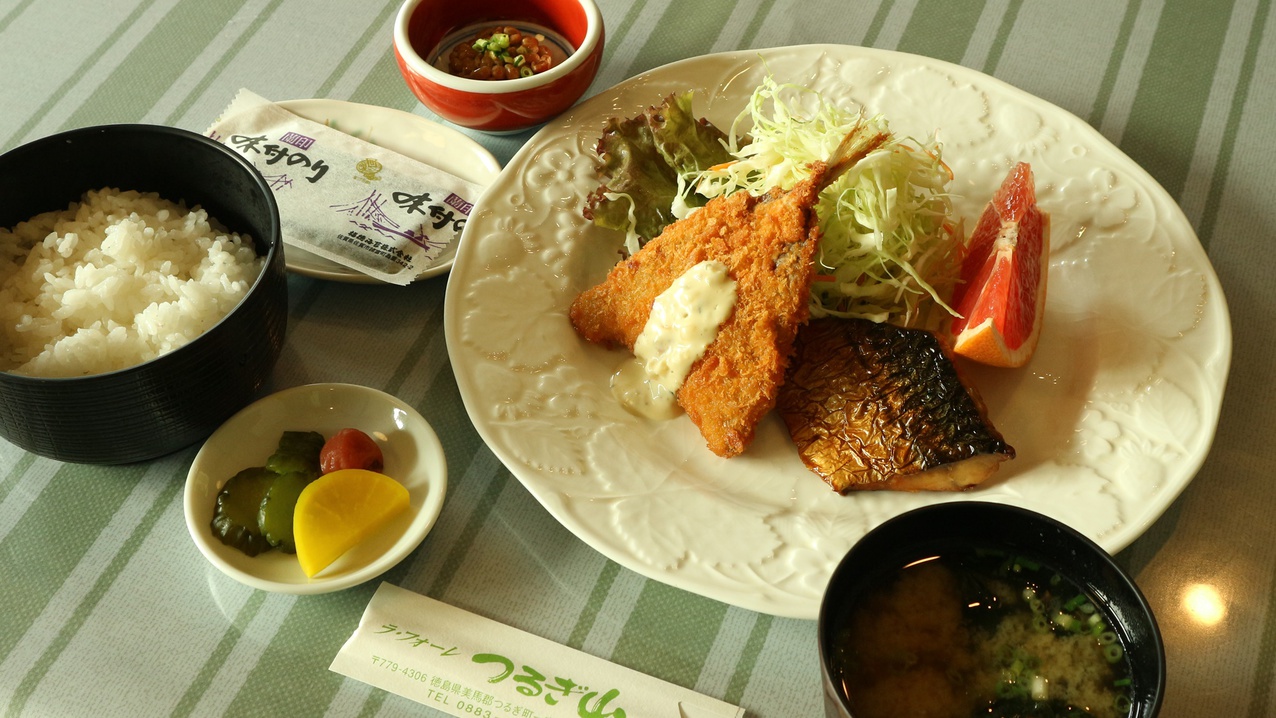 *朝食一例／ボリュームの和食セット