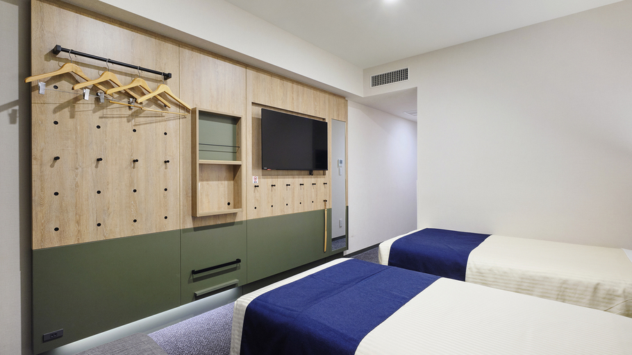 デラックスツイン（ソファベッド付）