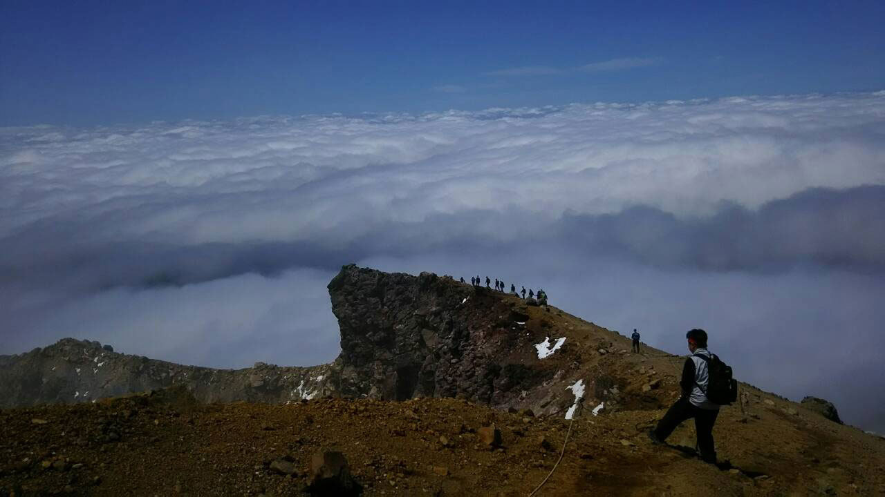 雌阿寒岳登山