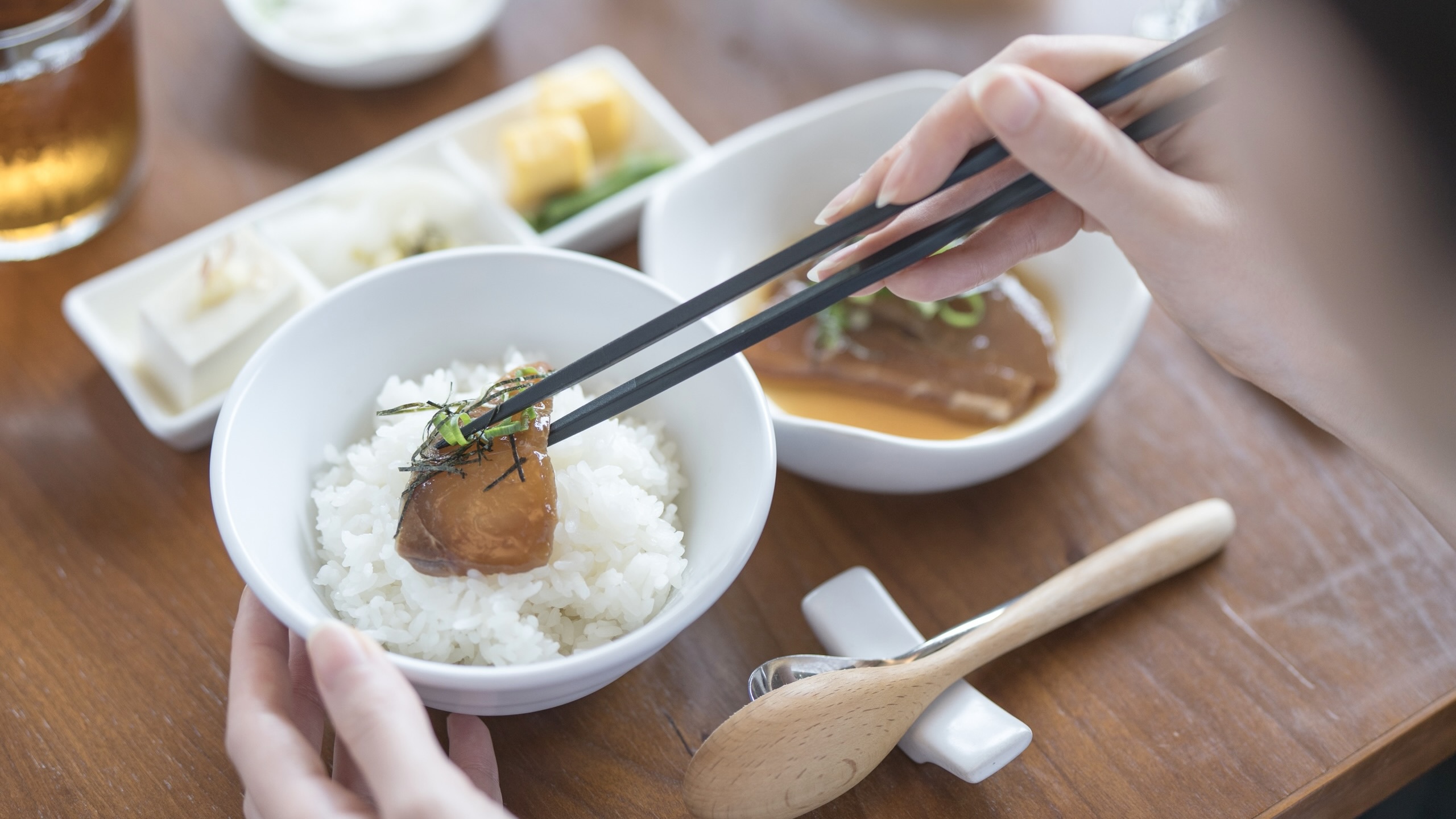 朝食