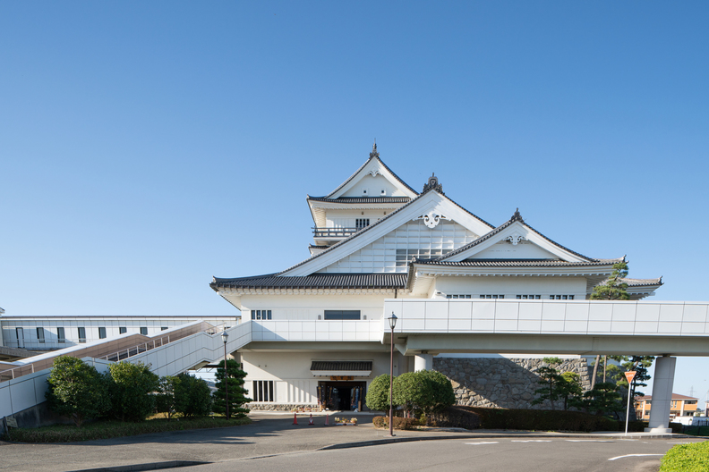 悠里館