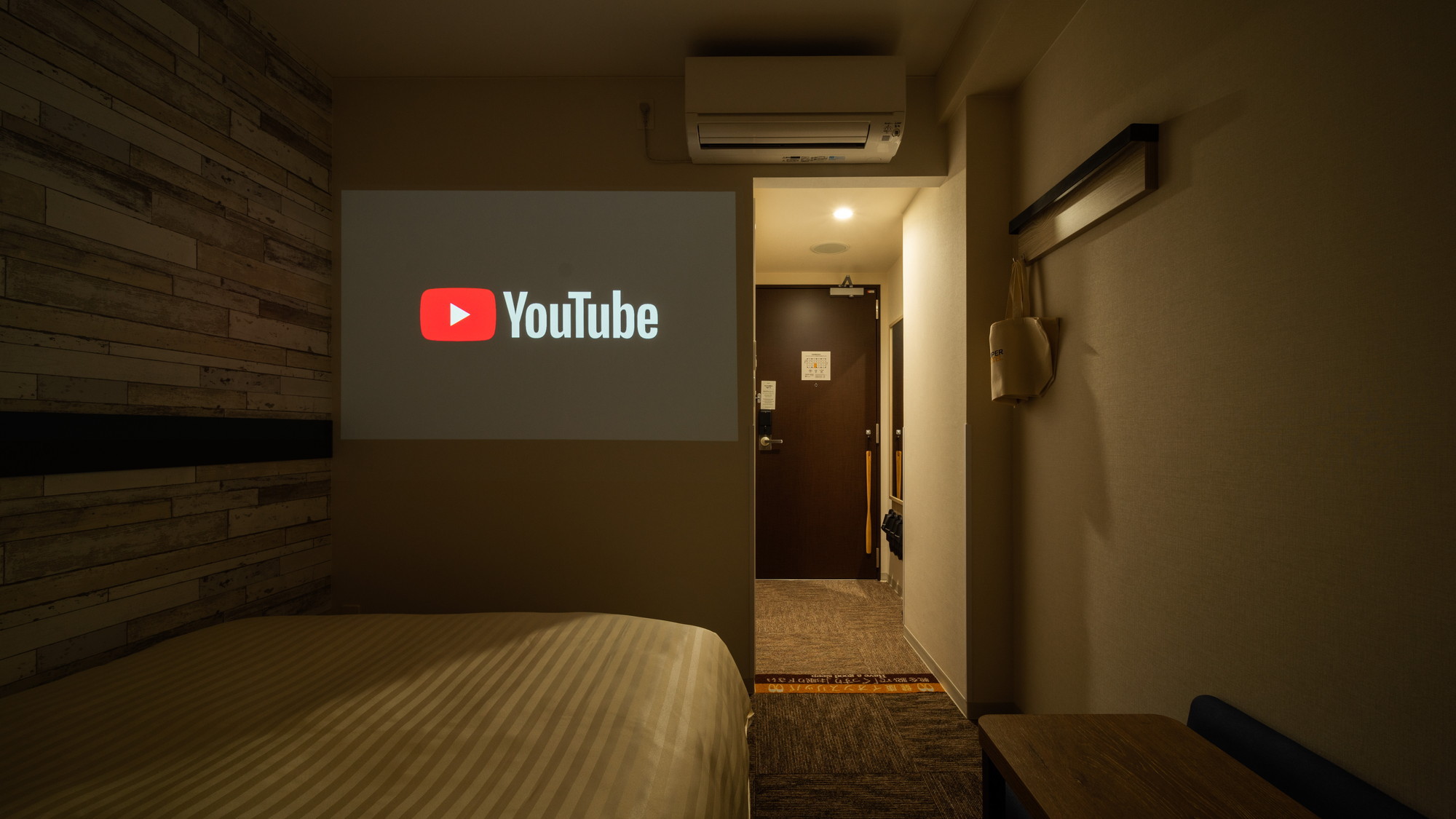 迫力満点！YouTubeも大画面で鑑賞♪