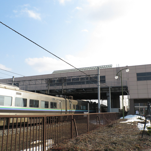＊当館から美唄駅まで歩いて徒歩５分。札幌までは電車で最速３５分。とアクセス良好！