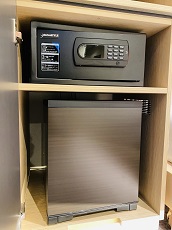 セーフティーボックス・冷蔵庫