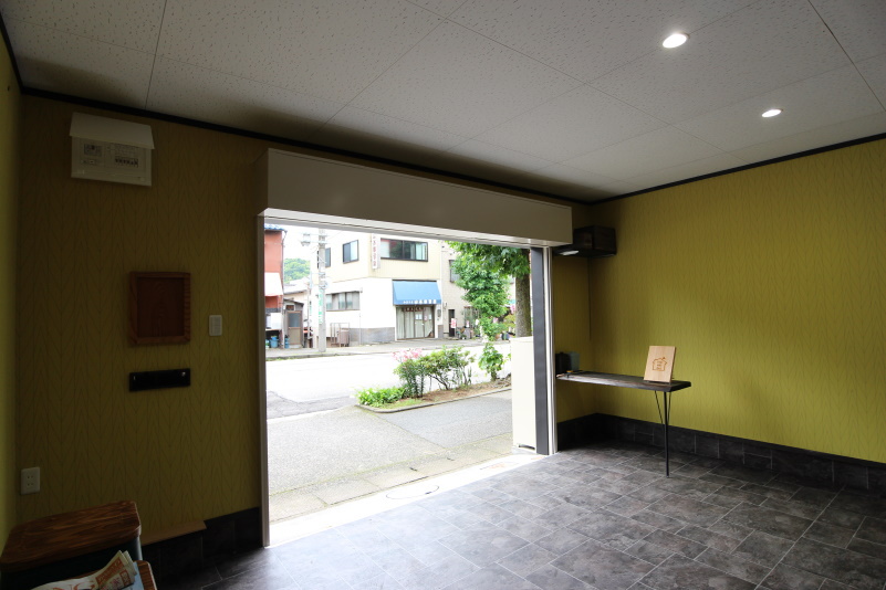 館内