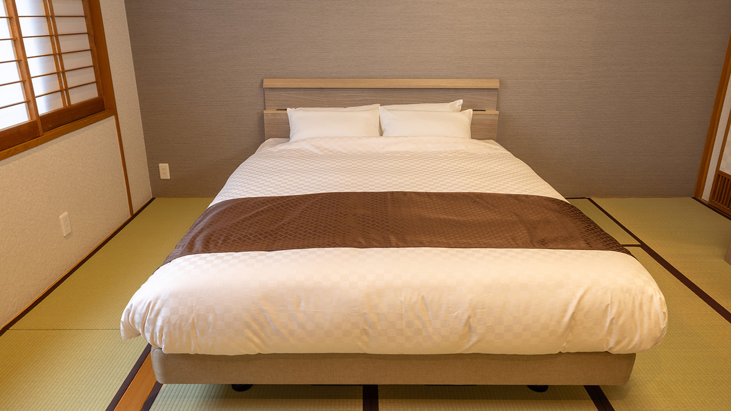 【モダン和室】クイーンベッド（禁煙）