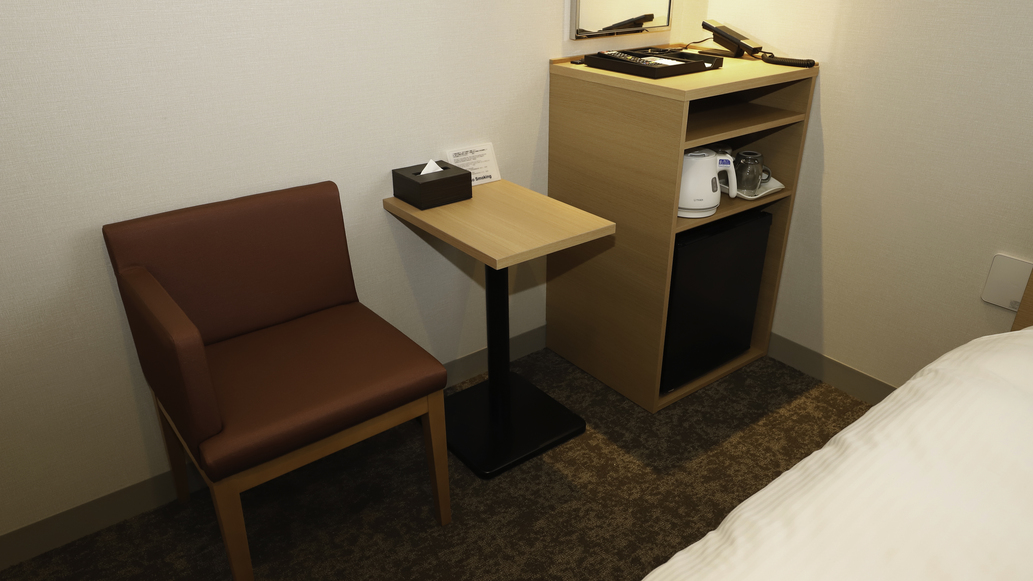 【セミダブルB】レジャー向きのミニテーブル