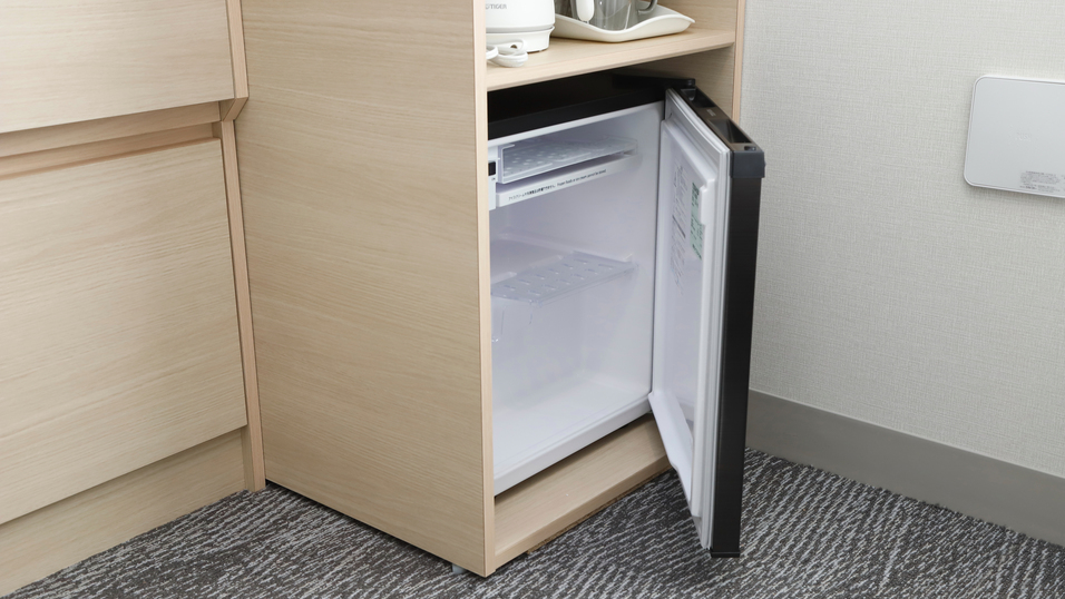 【客室冷蔵庫】全客室に設置